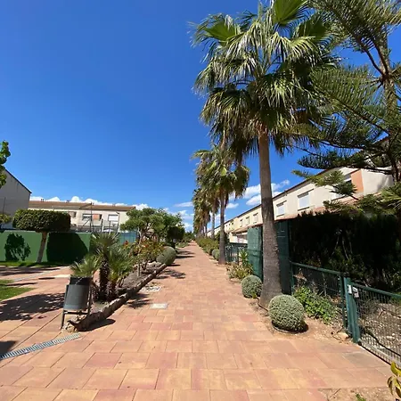 펜션 Adosado En Urbanizacion Encantadora 오로페사델마르