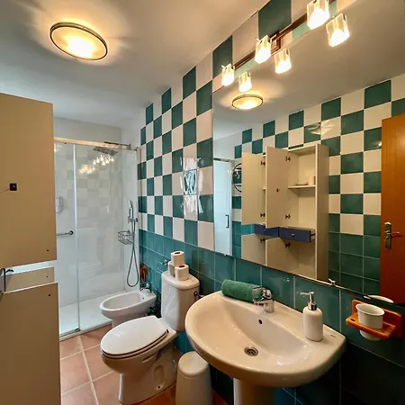 Adosado En Urbanizacion Encantadora